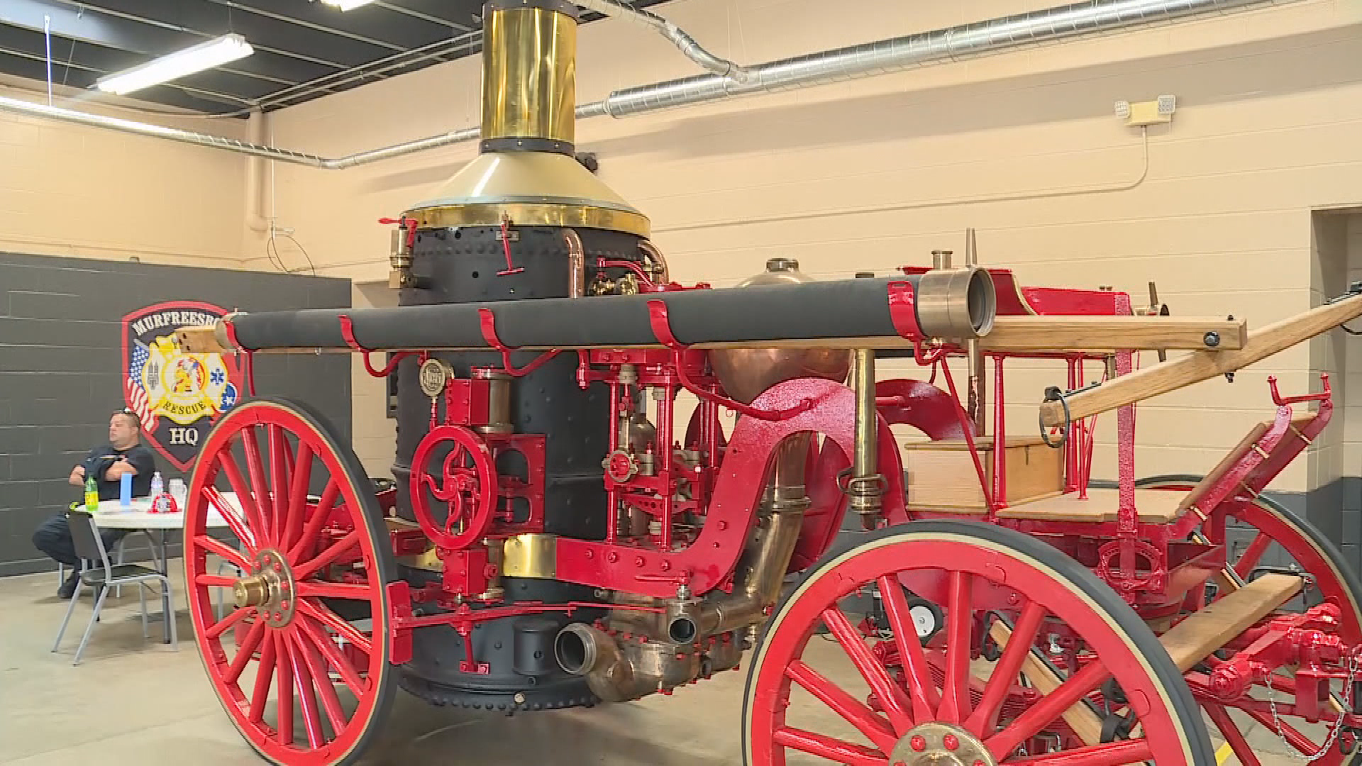 Thumbnail image for MFRD Award Antique Fire Engine