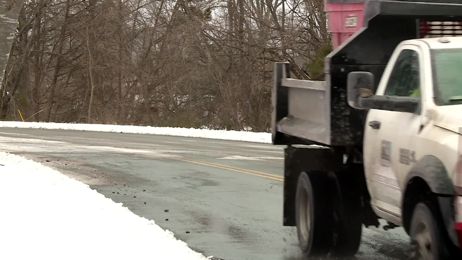 Thumbnail image for Street Dept. Tackles Snow & Ice