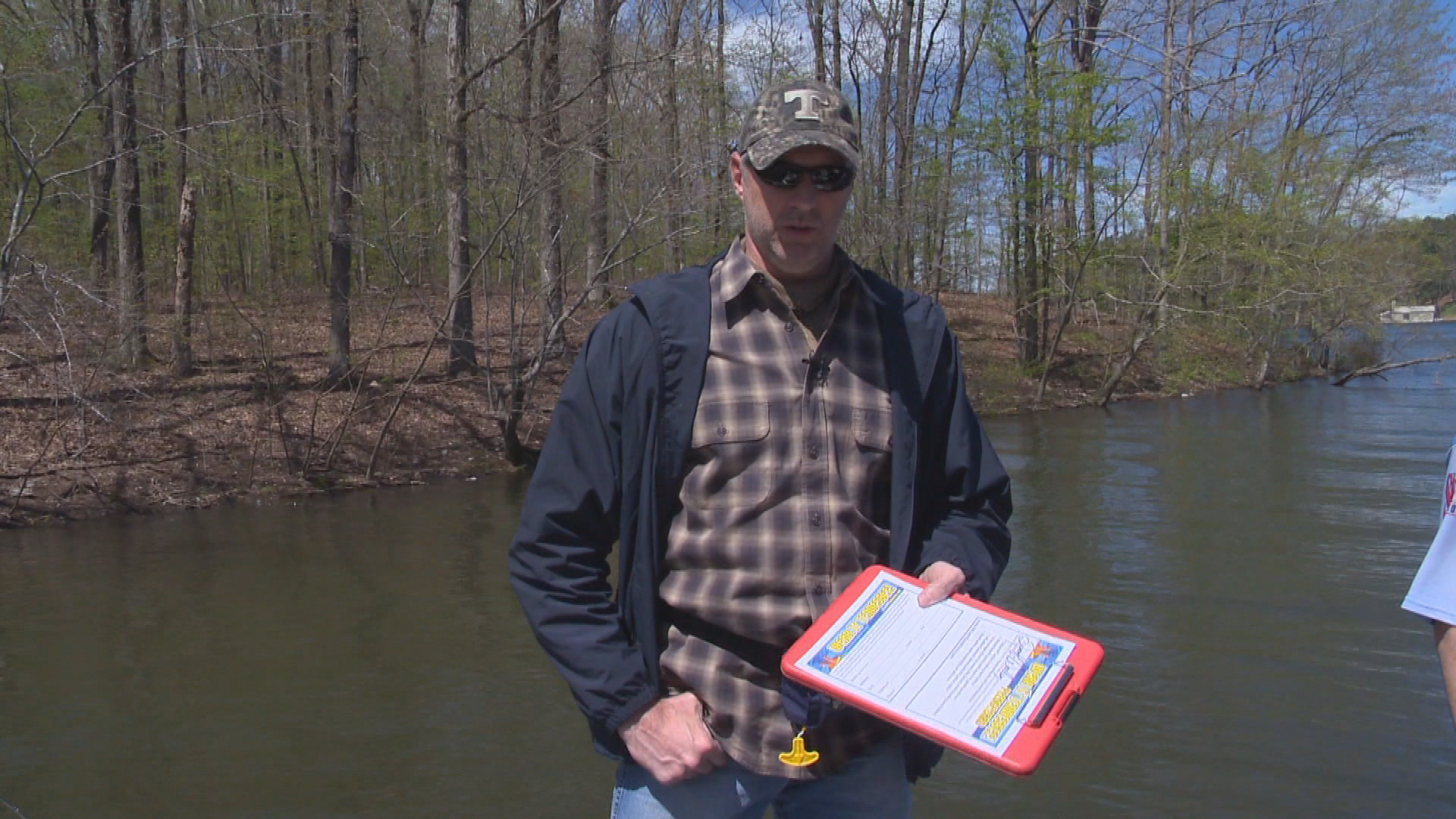 Thumbnail image for TWRA PSA-Darryl Worley Pledge To Wear It