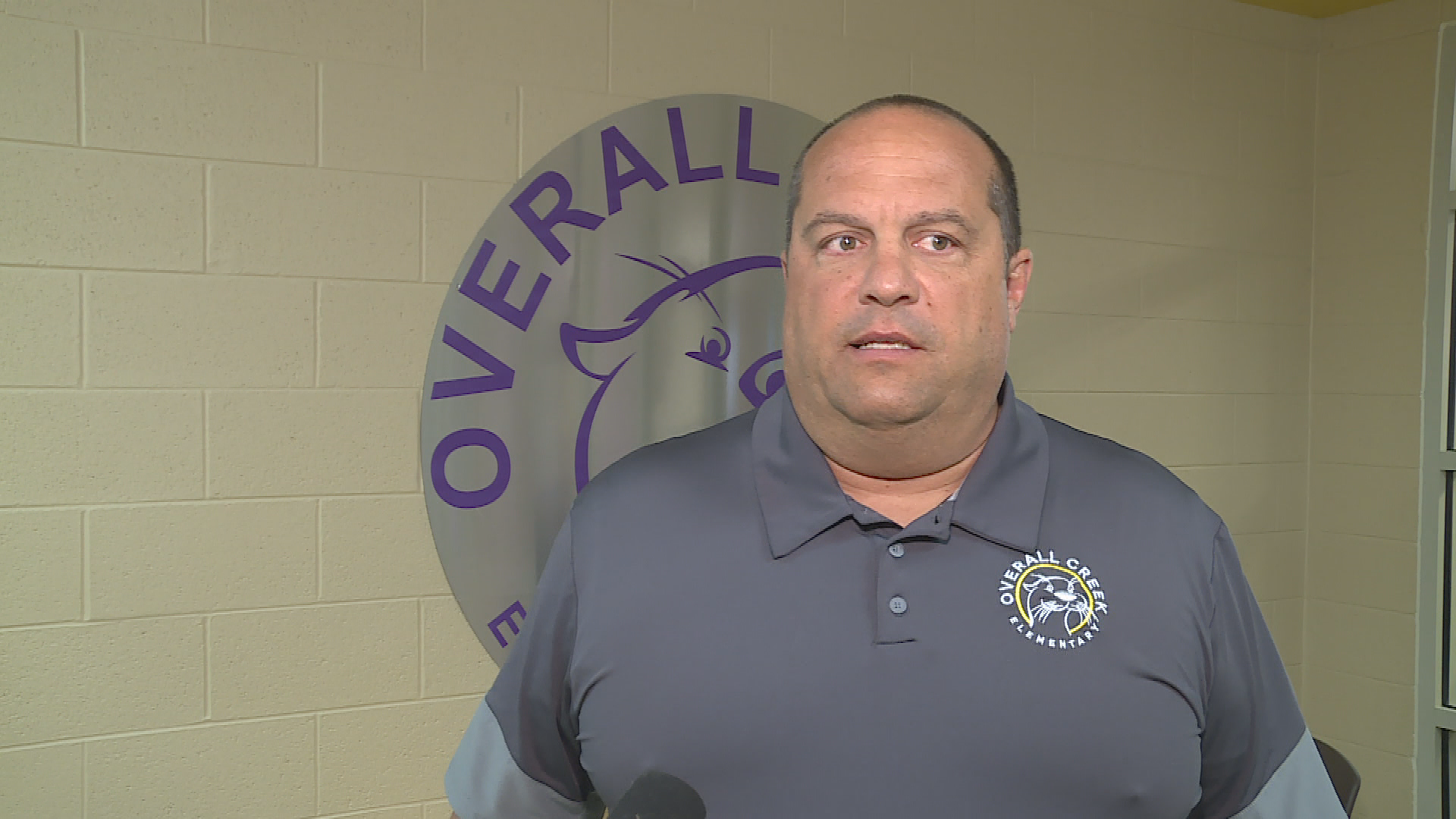 Thumbnail image for School Districts Visit Overall Creek Elem.