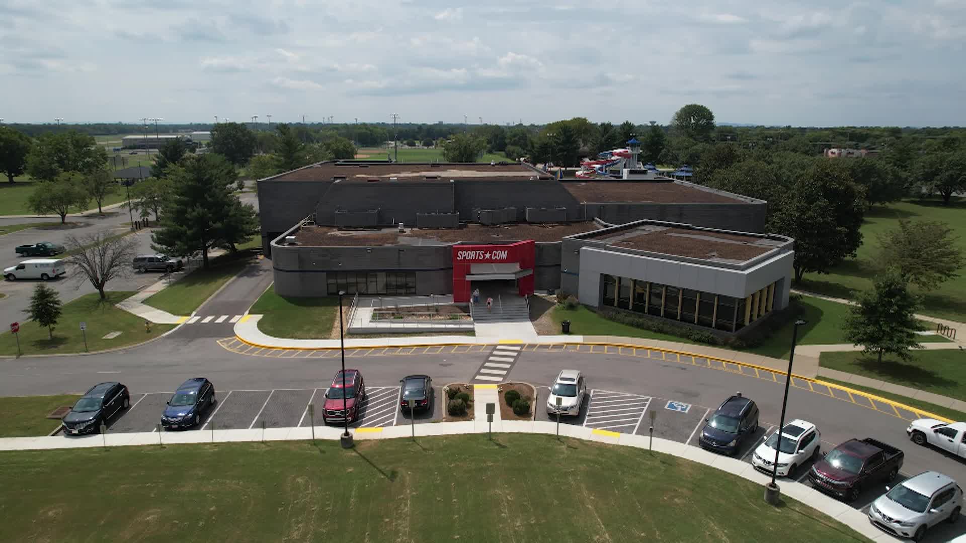 Exterior view of Sports*Com Fitness Center