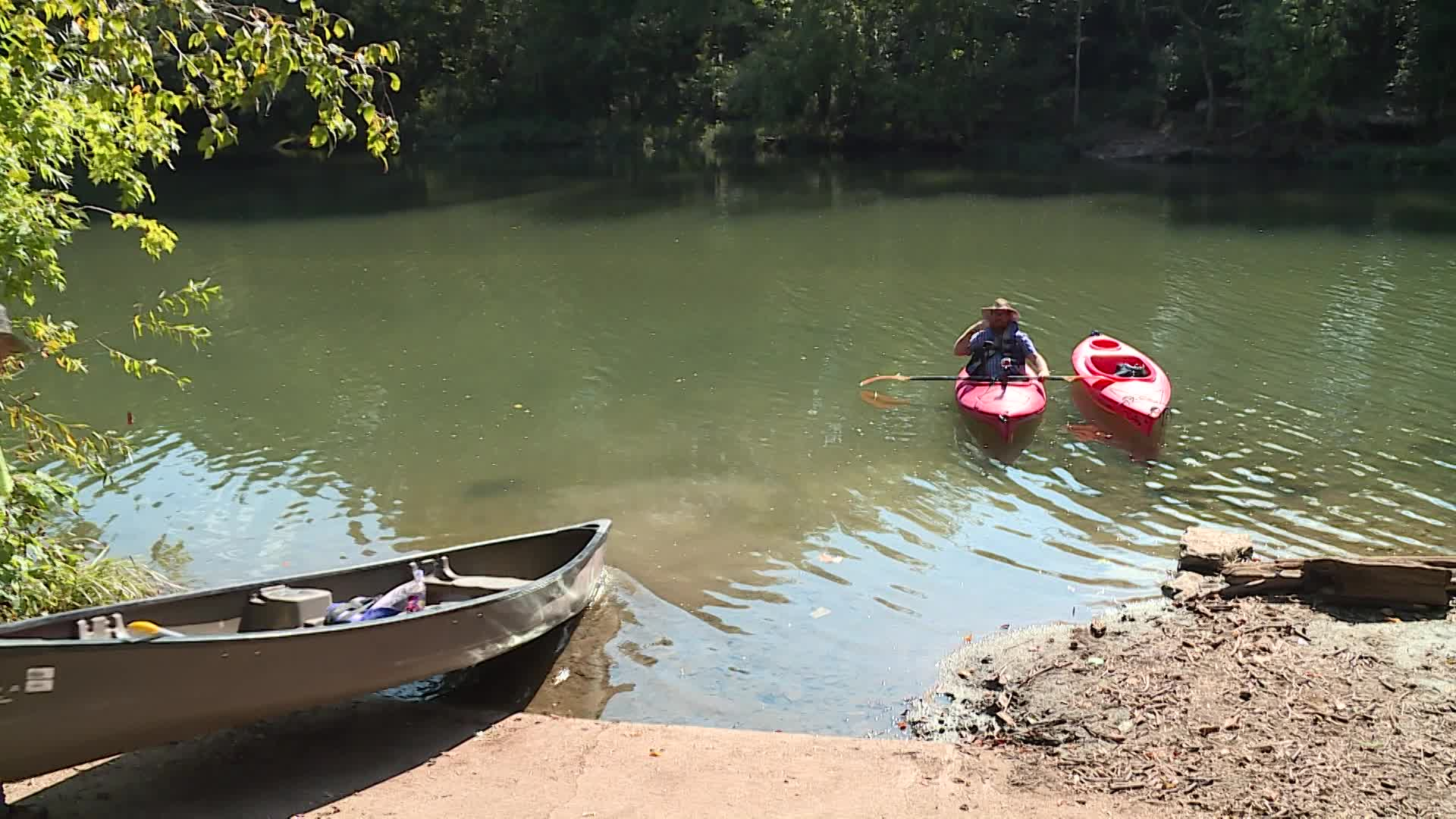 Thumbnail image for Screening Outfalls on the Stones River