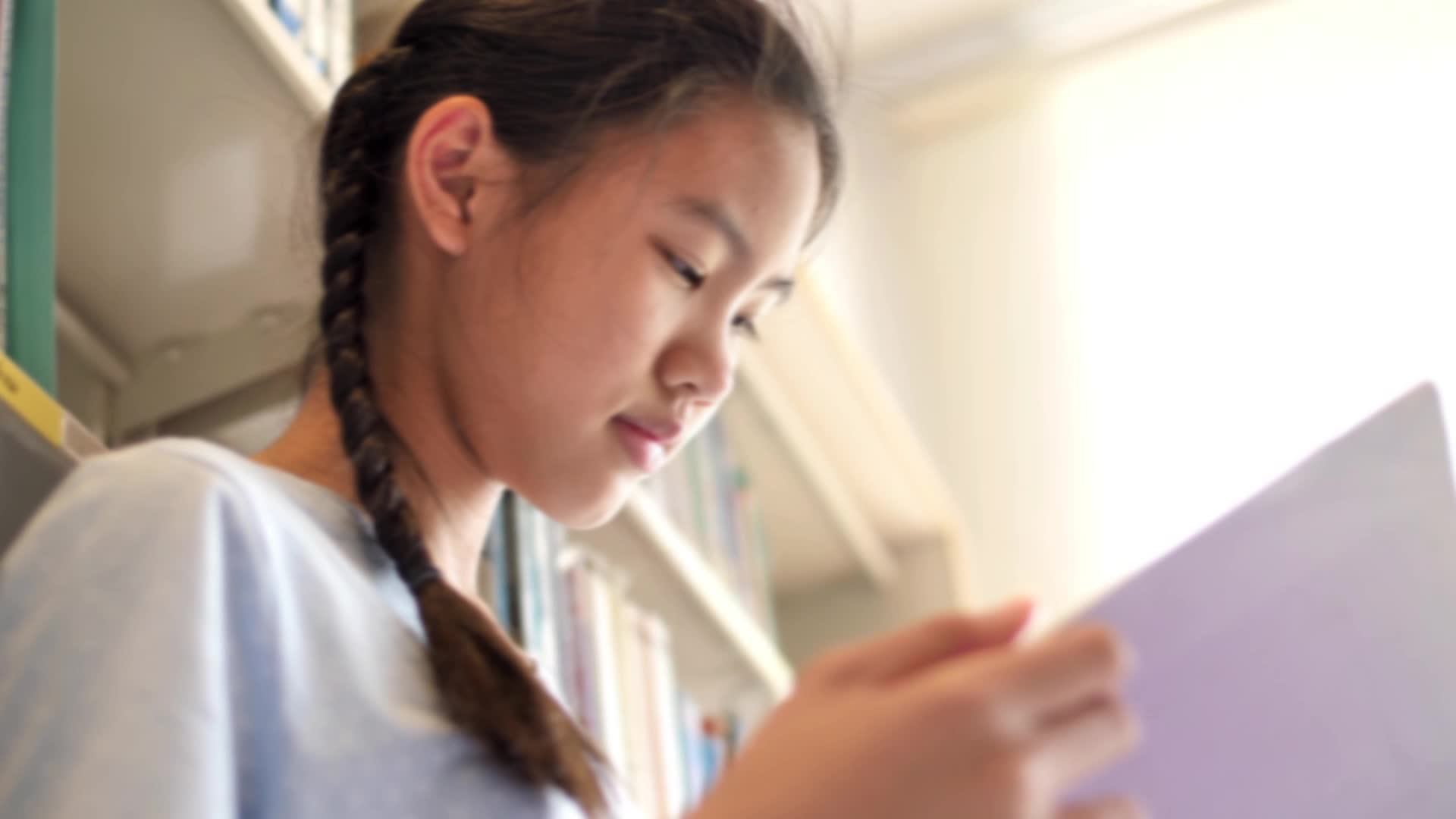 Thumbnail image for Unplug and Read